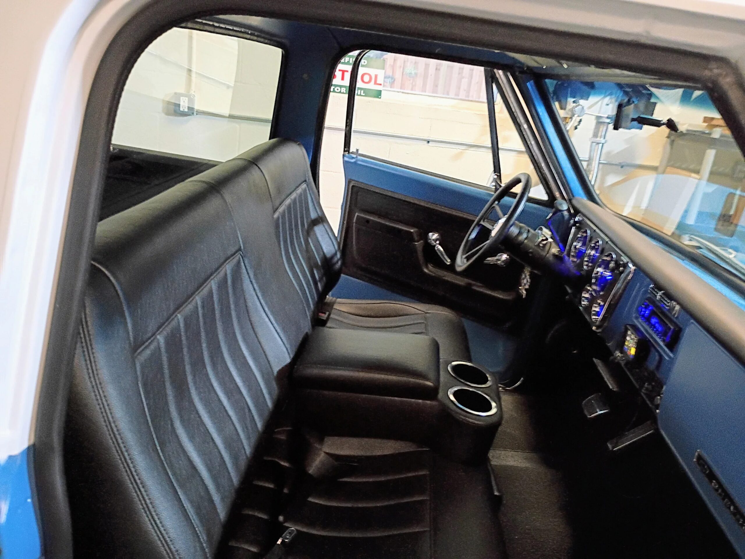 Chevrolet-Ck-truck-c10-1972-Blue-Black-25