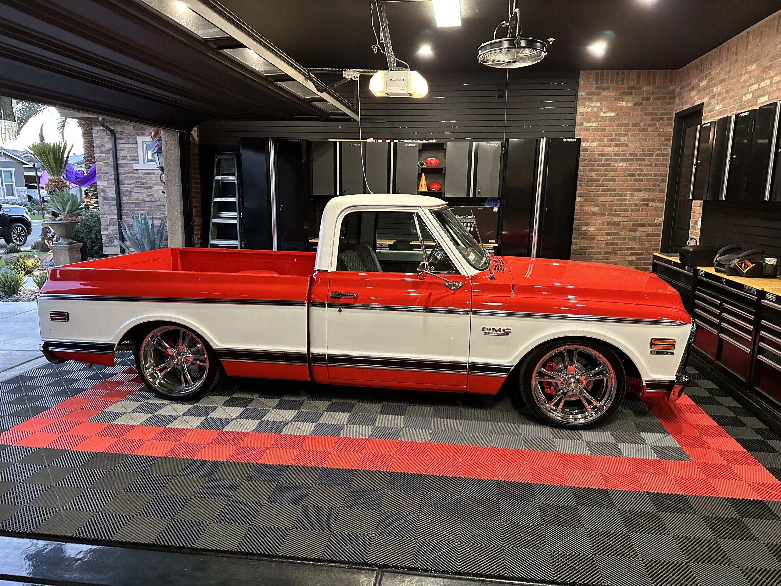 Chevrolet-Ck-truck-c10-1972-Custom-White-10