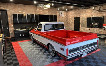 Chevrolet-Ck-truck-c10-1972-Custom-White-13