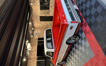 Chevrolet-Ck-truck-c10-1972-Custom-White-18