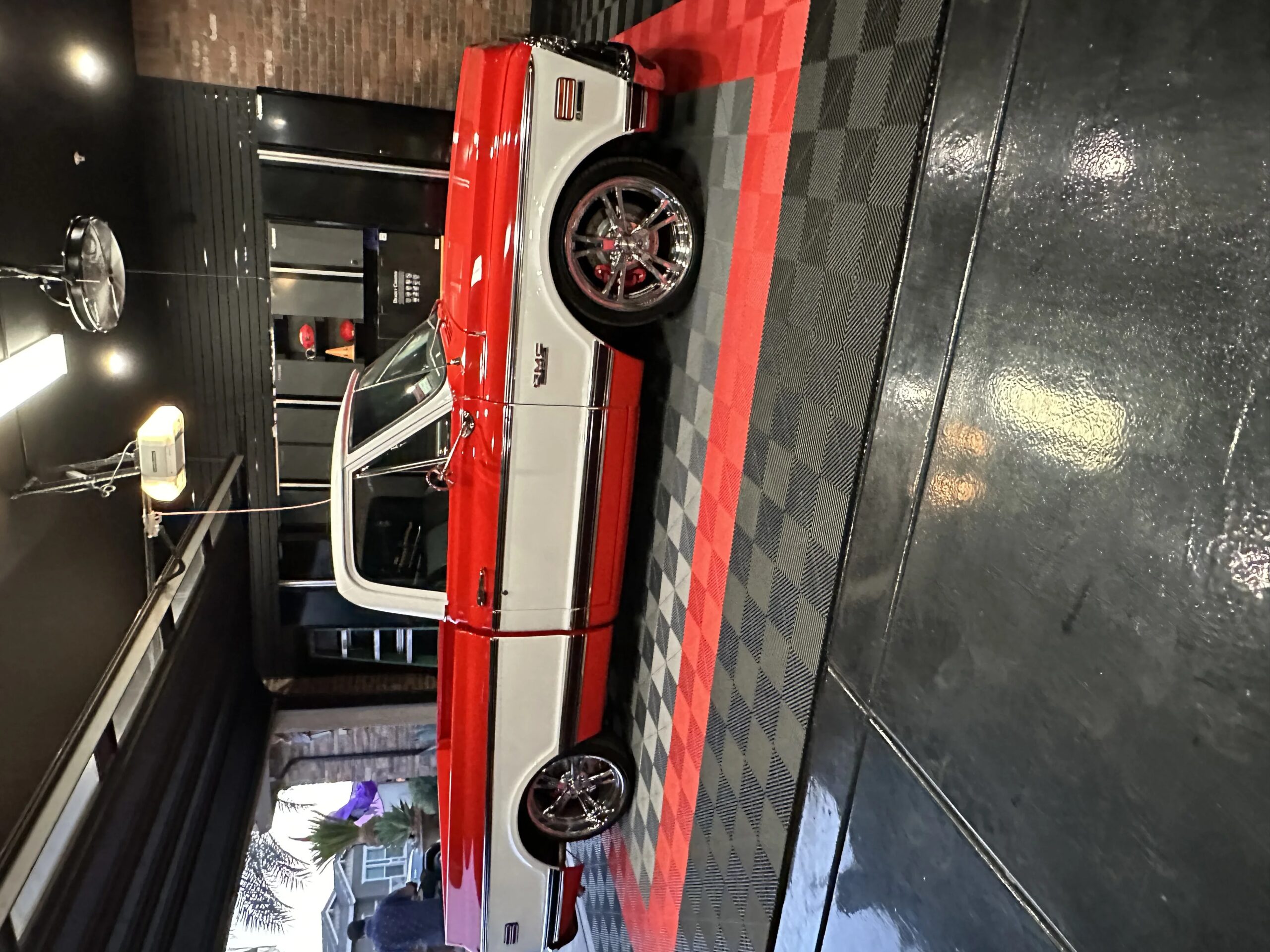 Chevrolet-Ck-truck-c10-1972-Custom-White-2