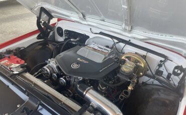 Chevrolet-Ck-truck-c10-1972-Custom-White-8