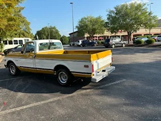 Chevrolet-Ck-truck-c10-1972-Yellow-Brown-6