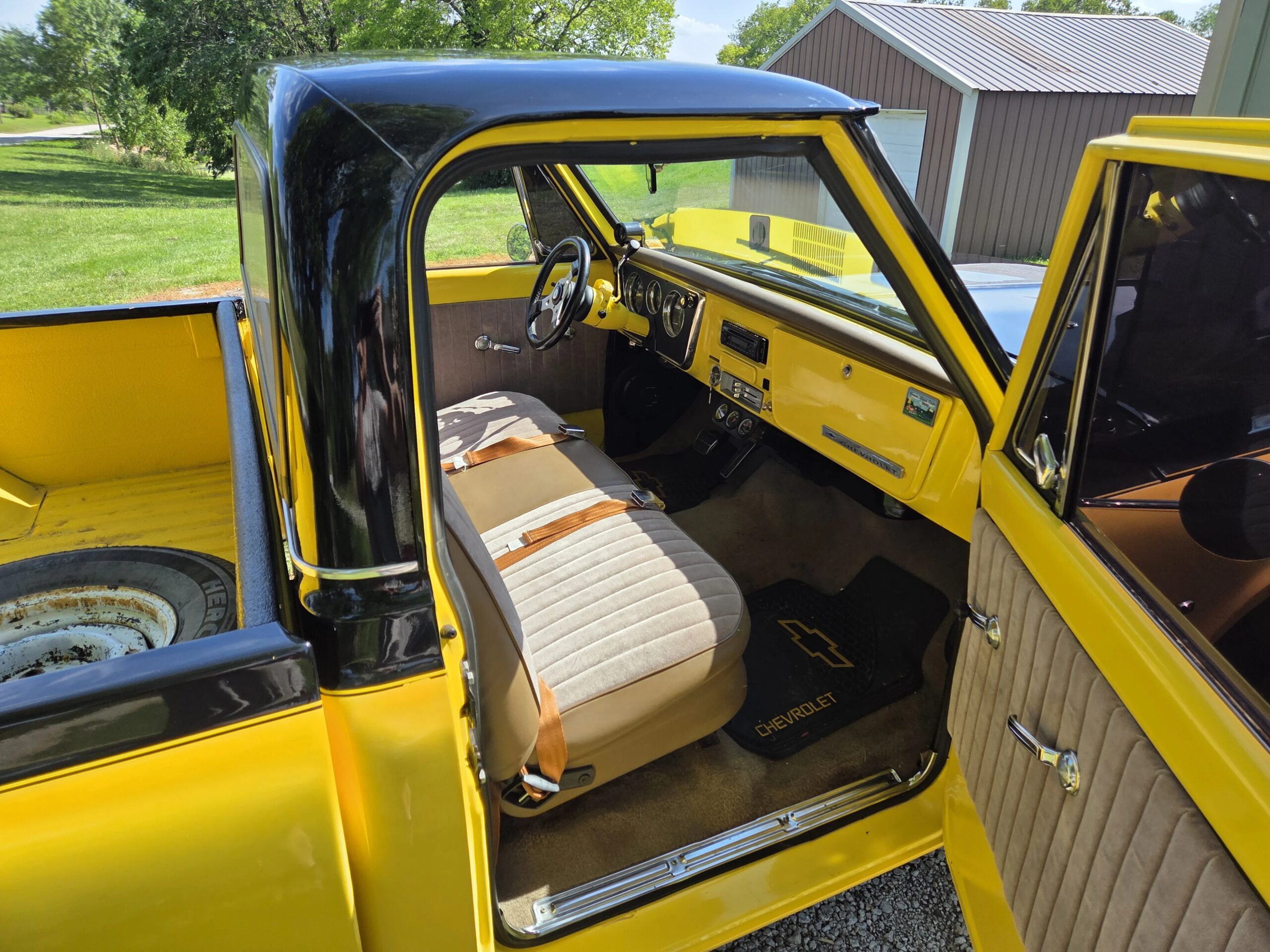 Chevrolet-Ck-truck-c10-1972-Yellow-Yellow-10