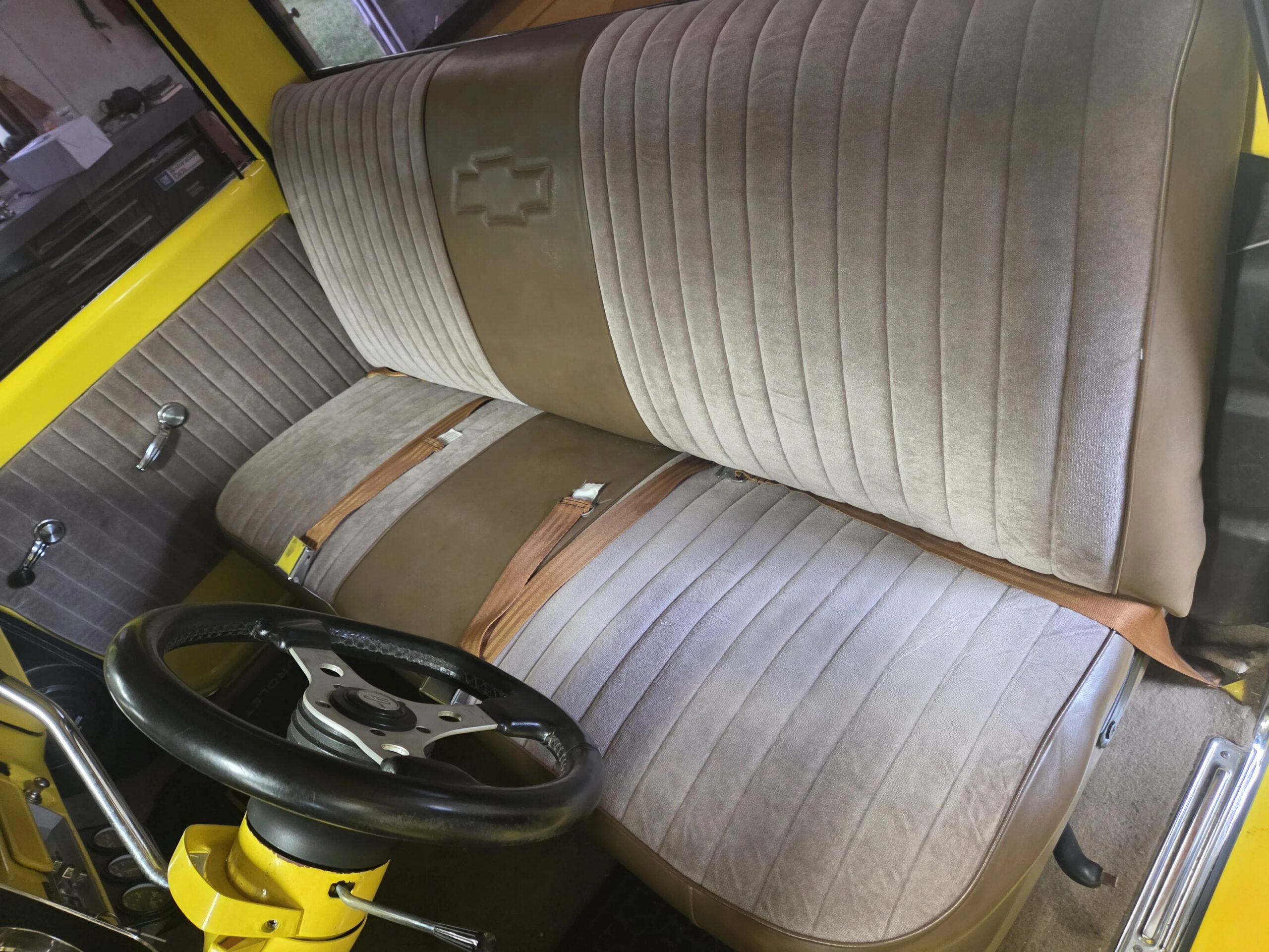 Chevrolet-Ck-truck-c10-1972-Yellow-Yellow-17