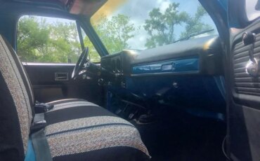 Chevrolet-Ck-truck-c10-1973-Blue-Black-9