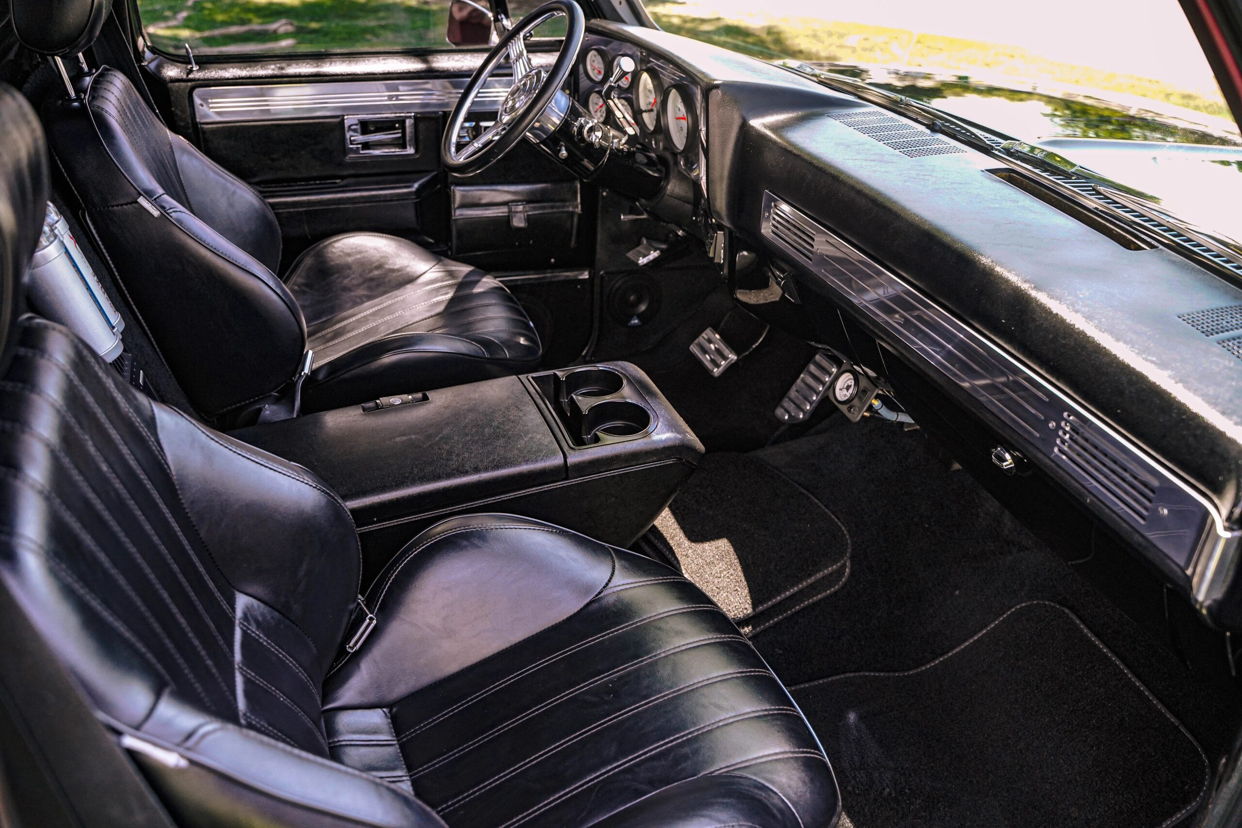 Chevrolet-Ck-truck-c10-1981-Black-4