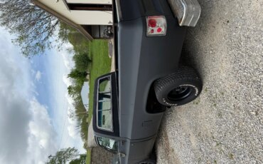 Chevrolet-Ck-truck-c10-1983-Black-Brown-5