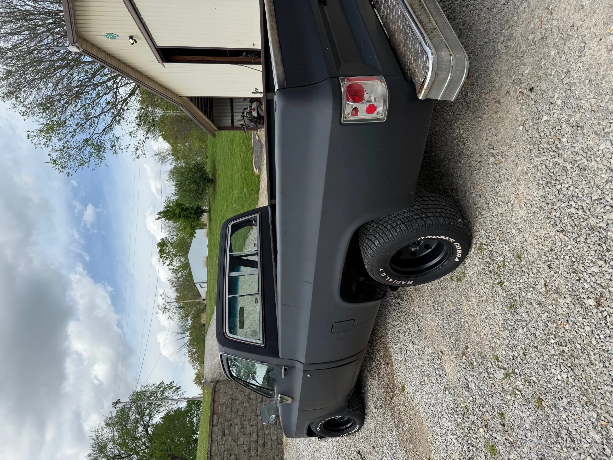 Chevrolet-Ck-truck-c10-1983-Black-Brown-5
