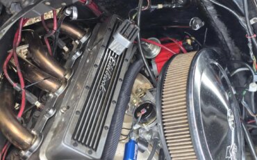 Chevrolet-Ck-truck-c10-1983-Silver-Black-8