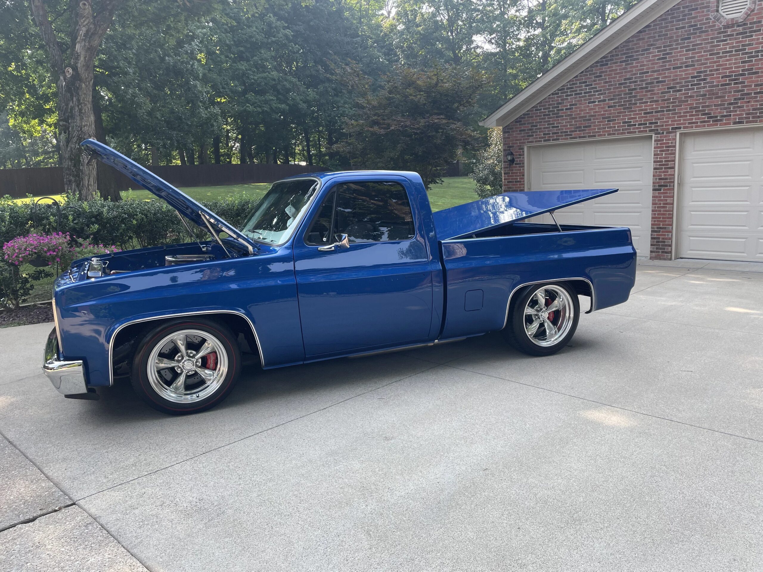 Chevrolet-Ck-truck-c10-1986-Blue-White
