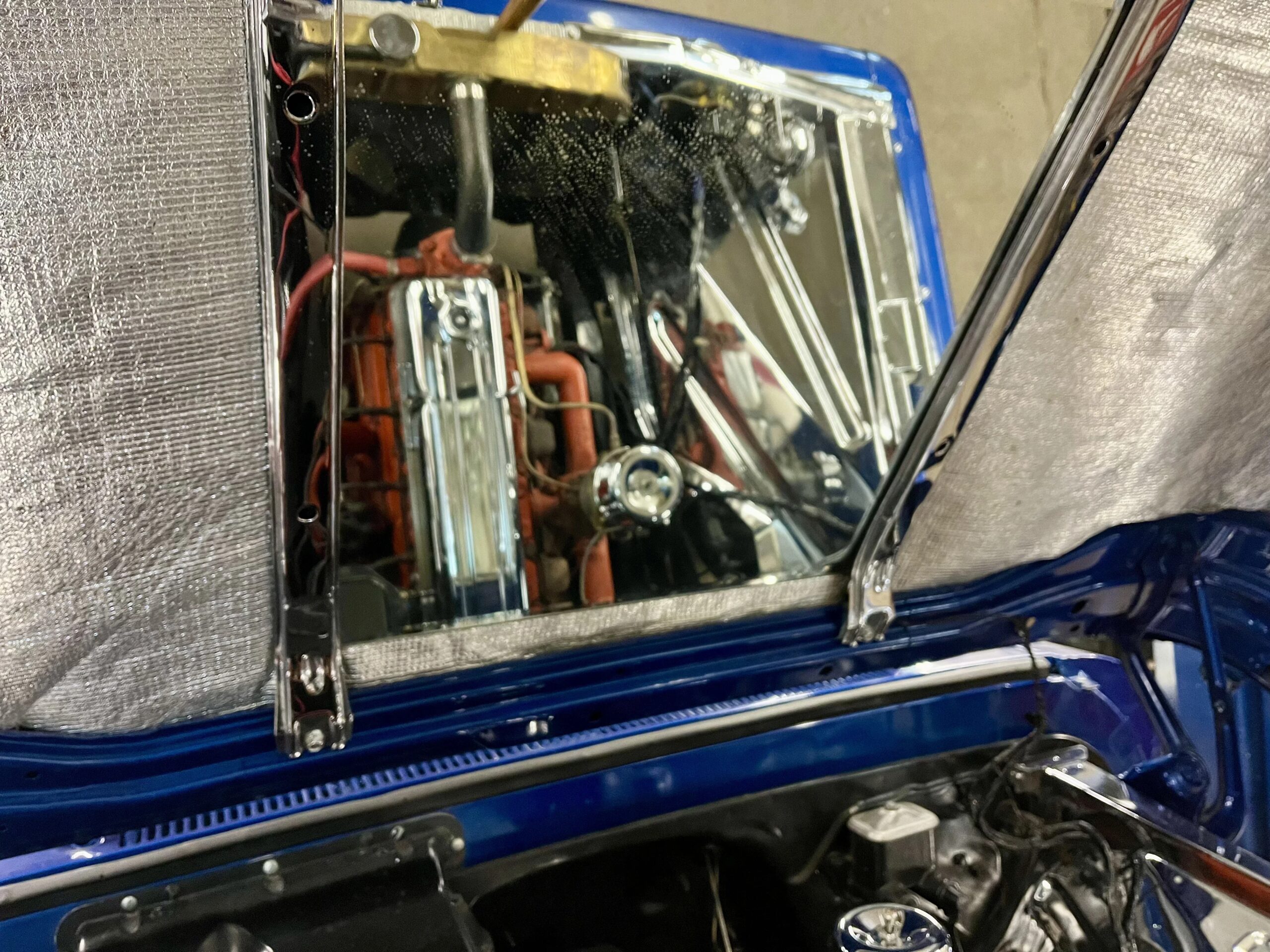 Chevrolet-Ck-truck-c20-1962-Blue-Black-11