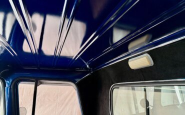 Chevrolet-Ck-truck-c20-1962-Blue-Black-15