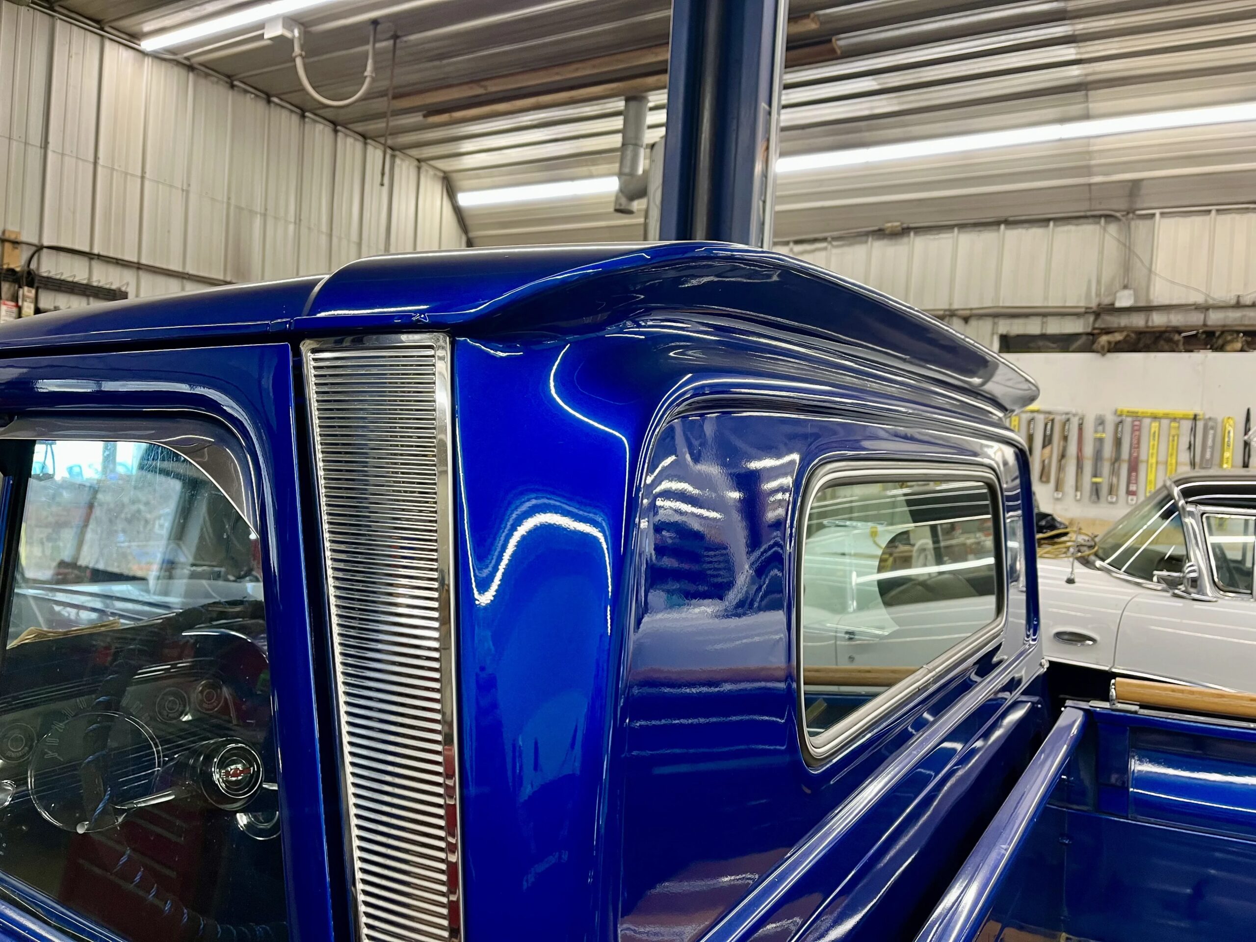 Chevrolet-Ck-truck-c20-1962-Blue-Black-5