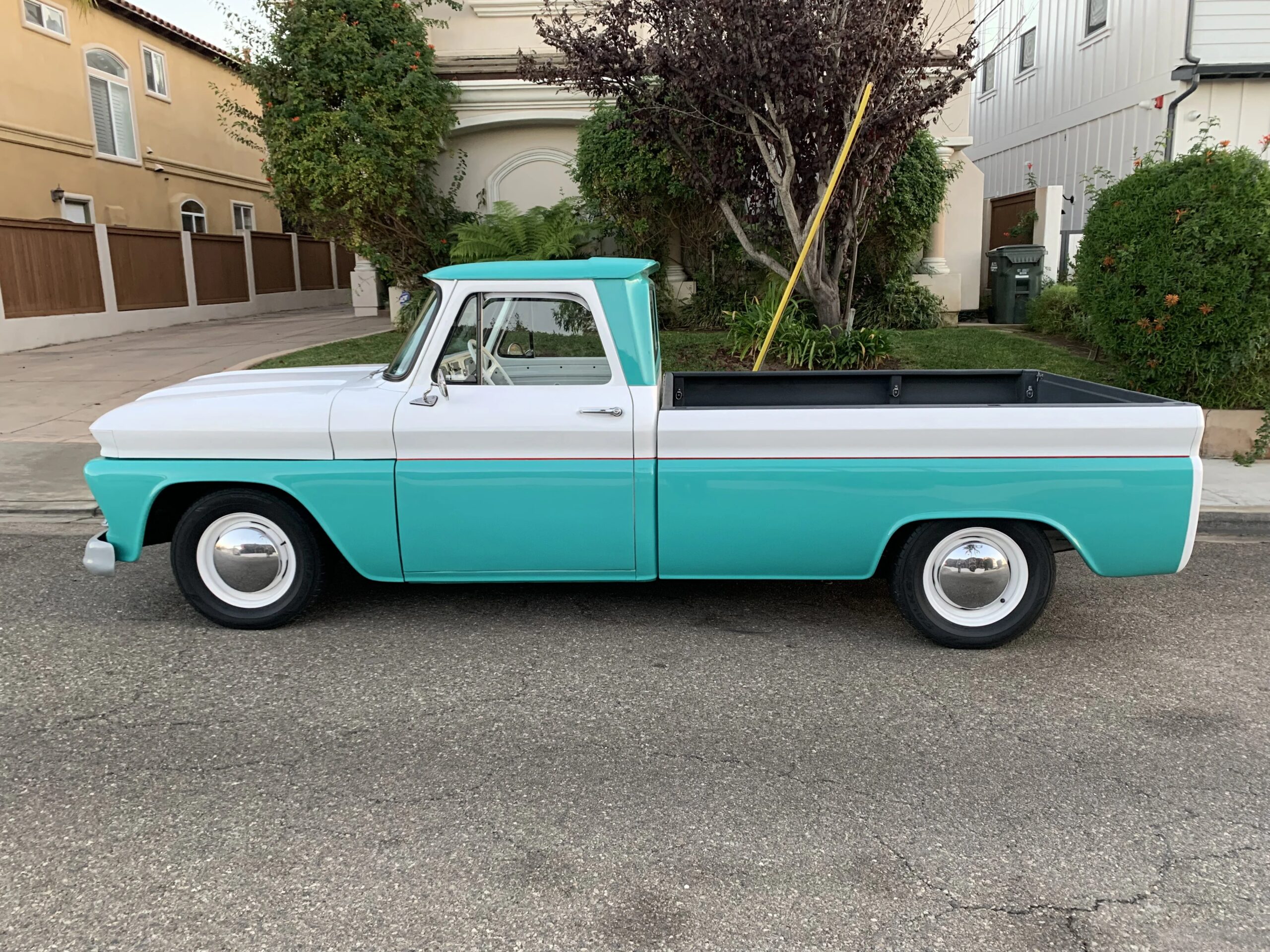 Chevrolet-Ck-truck-c20-1964-Custom-Brown-18