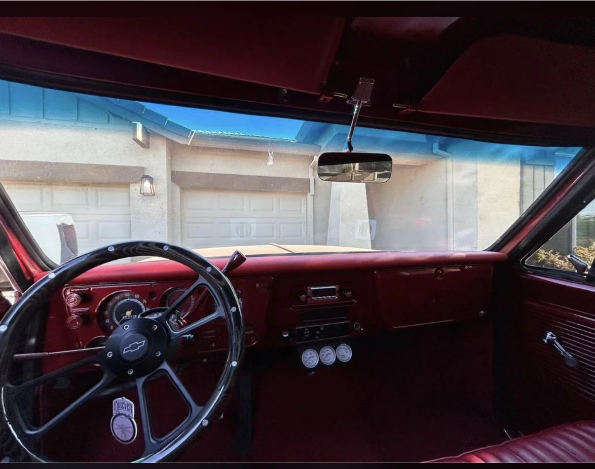 Chevrolet-Ck-truck-c20-1968-Red-Red-2