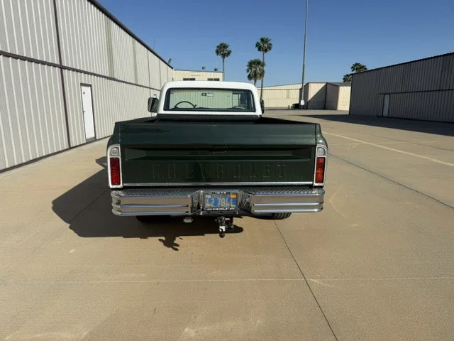 Chevrolet-Ck-truck-c20-1972-Green-Green-2