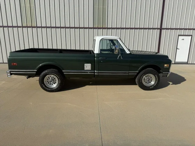 Chevrolet-Ck-truck-c20-1972-Green-Green