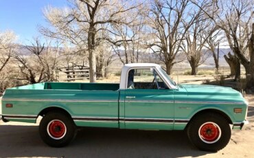 Chevrolet-Ck-truck-c20-1972-Turquoise-Black-3