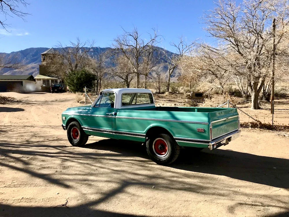 Chevrolet-Ck-truck-c20-1972-Turquoise-Black-9