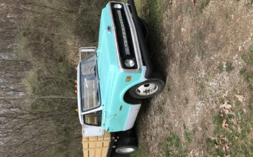Chevrolet-Ck-truck-c30-1970-Green-Green