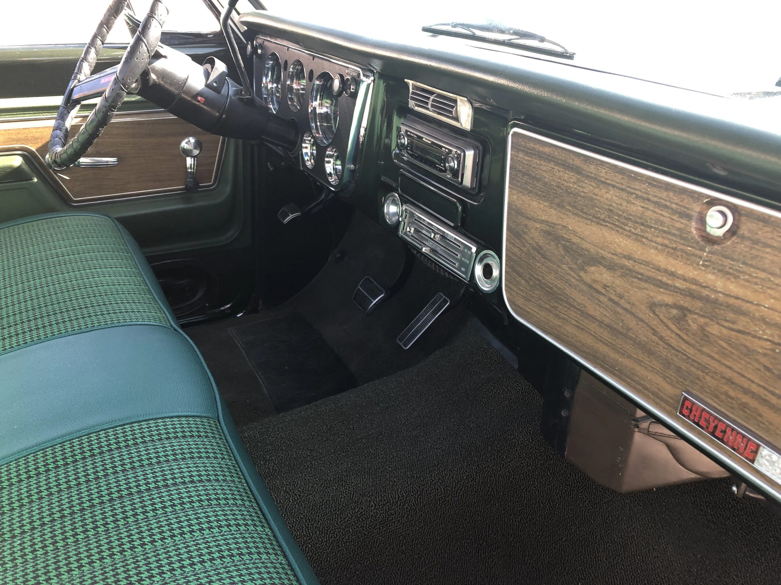 Chevrolet-Ck-truck-cheyenne-super-1972-Green-Green-10