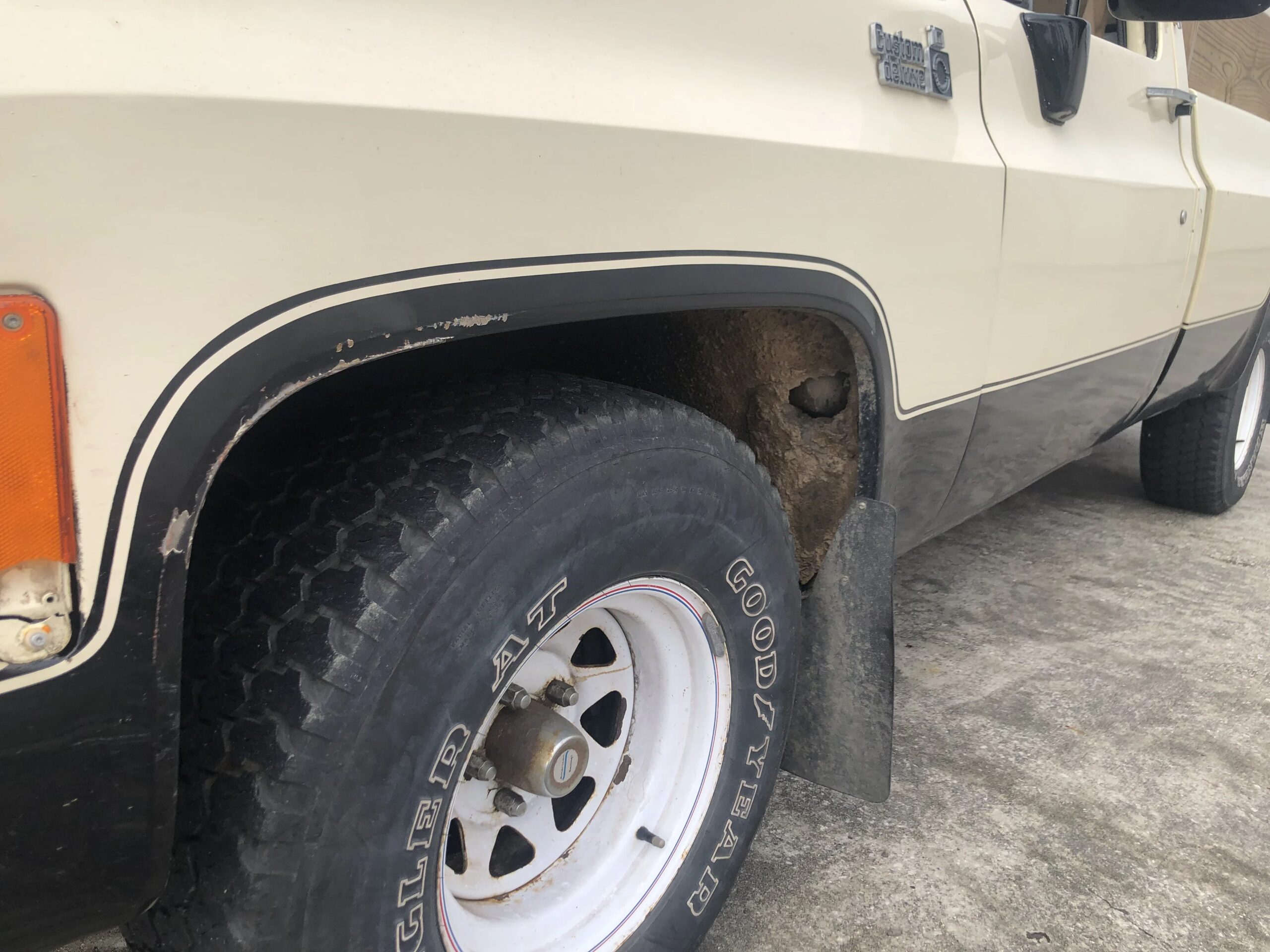 Chevrolet-Ck-truck-custom-deluxe-1979-Tan-Brown-1