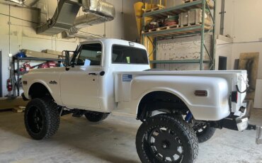 Chevrolet-Ck-truck-k10-1970-White-Black-2