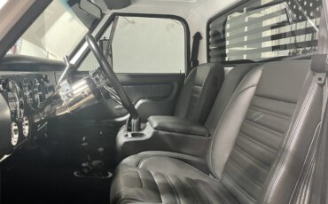 Chevrolet-Ck-truck-k10-1970-White-Black-3