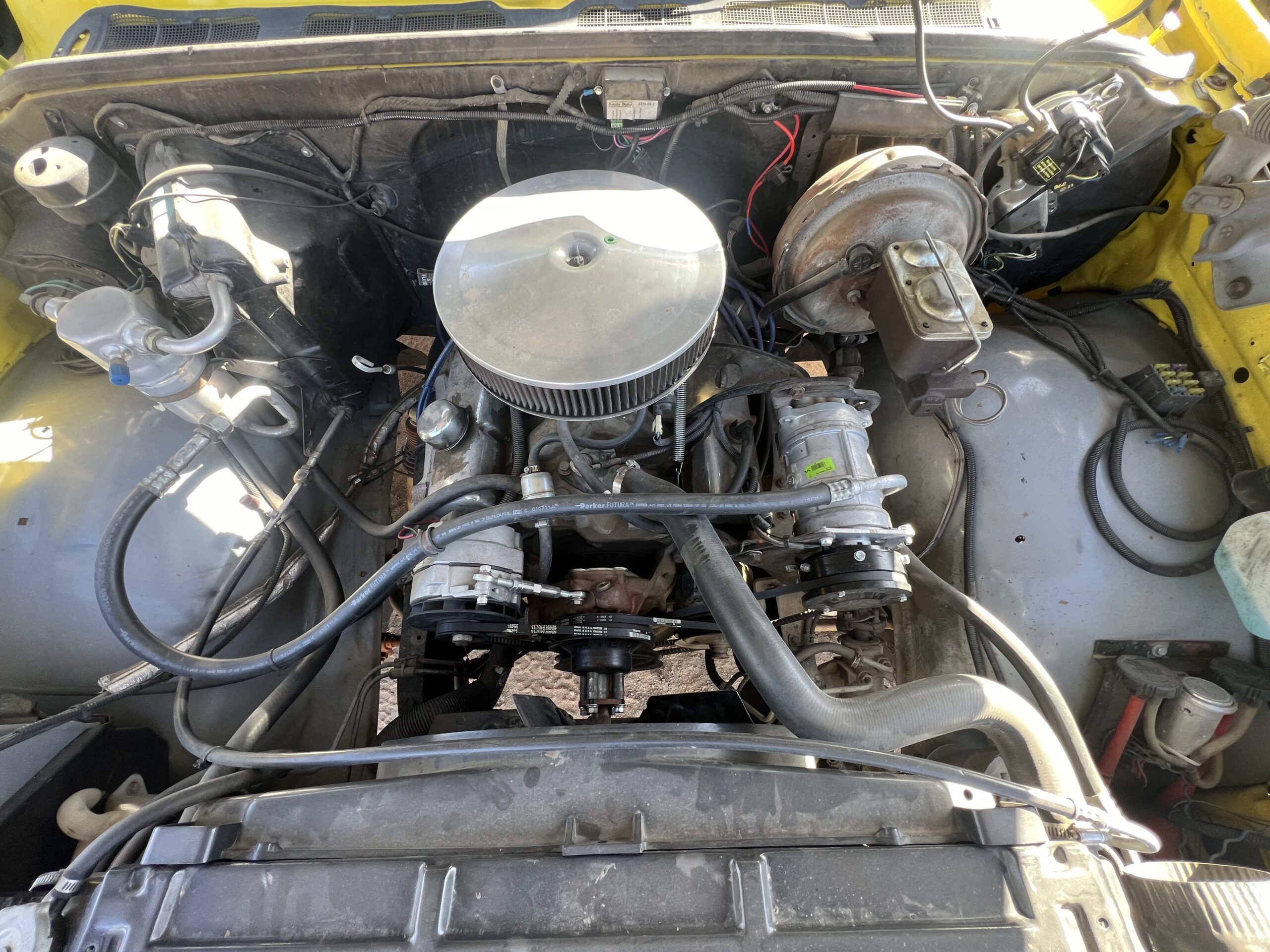 Chevrolet-Ck-truck-k10-1978-Yellow-Gray-11
