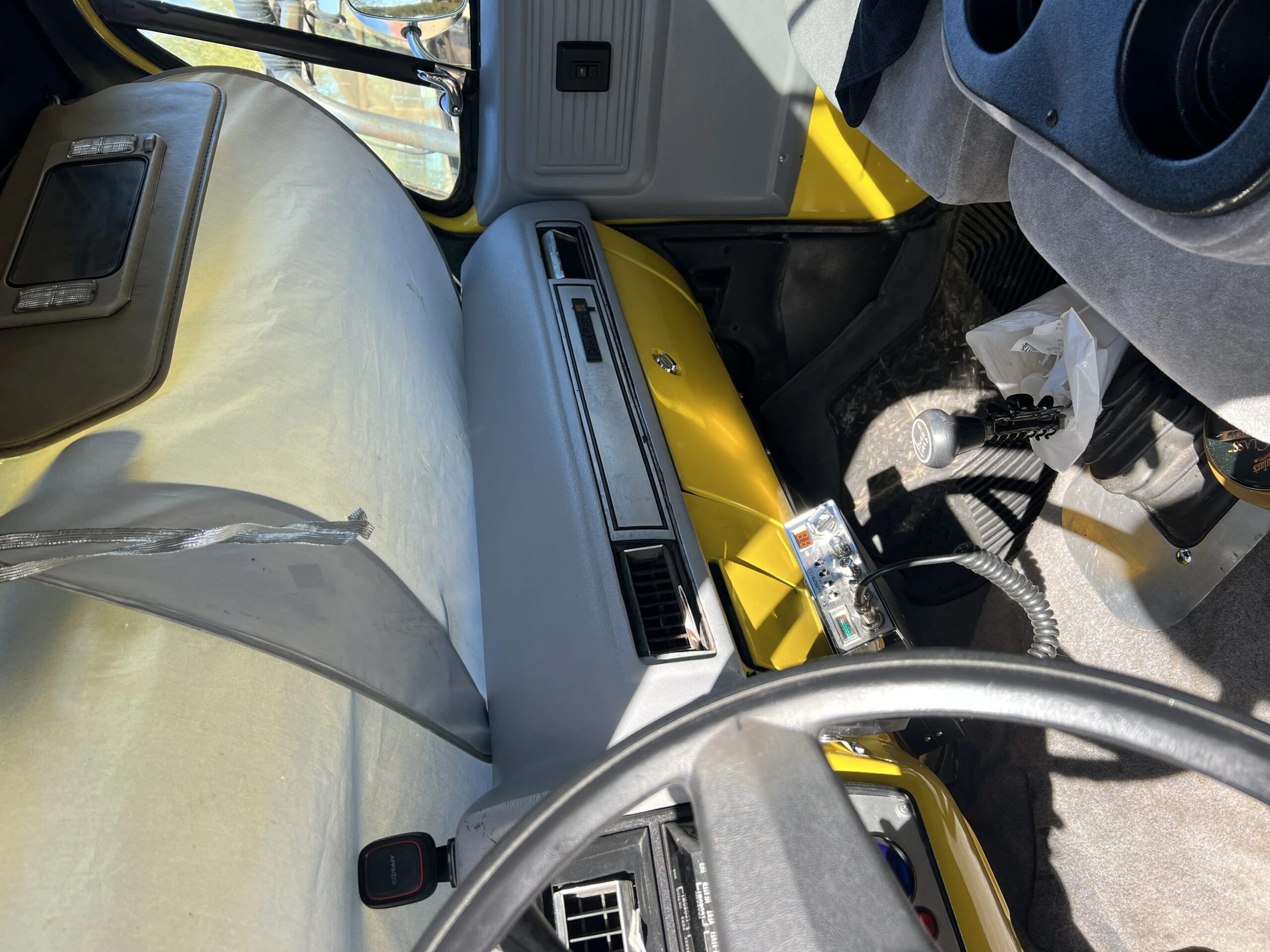 Chevrolet-Ck-truck-k10-1978-Yellow-Gray-7