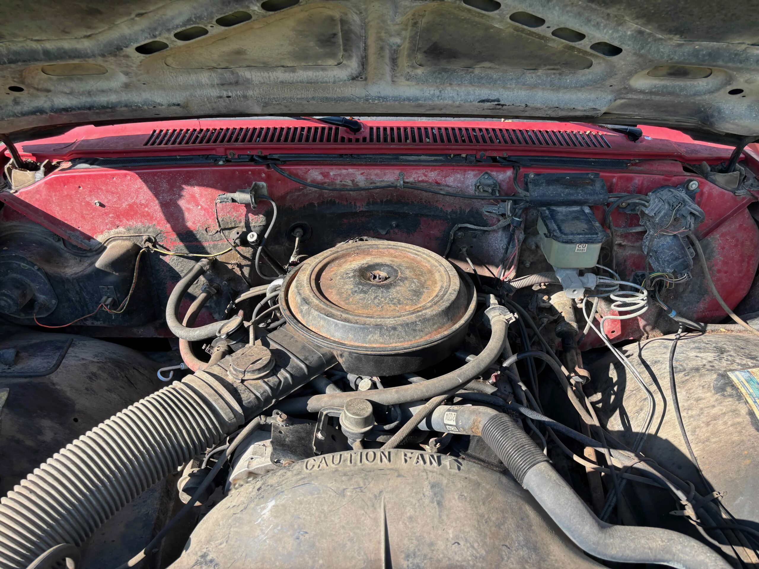Chevrolet-Ck-truck-scottsdale-1984-Red-Red-10