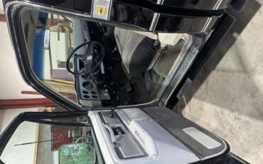 Chevrolet-Ck-truck-silverado-1979-Black-Gray-3