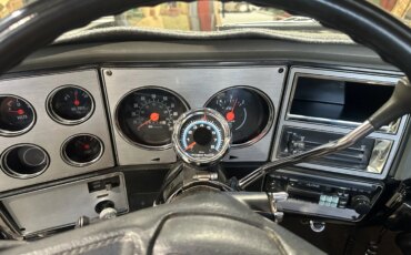 Chevrolet-Ck-truck-silverado-1979-Black-Gray-4