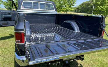 Chevrolet-Ck-truck-silverado-1983-Blue-Blue-1
