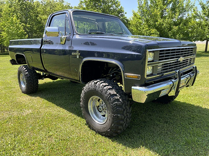 Chevrolet-Ck-truck-silverado-1983-Blue-Blue-20
