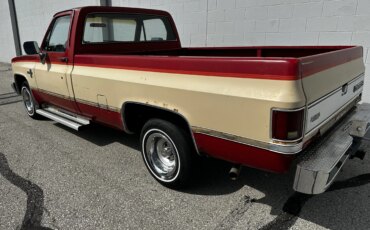 Chevrolet-Ck-truck-silverado-1984-Red-Burgundy-2
