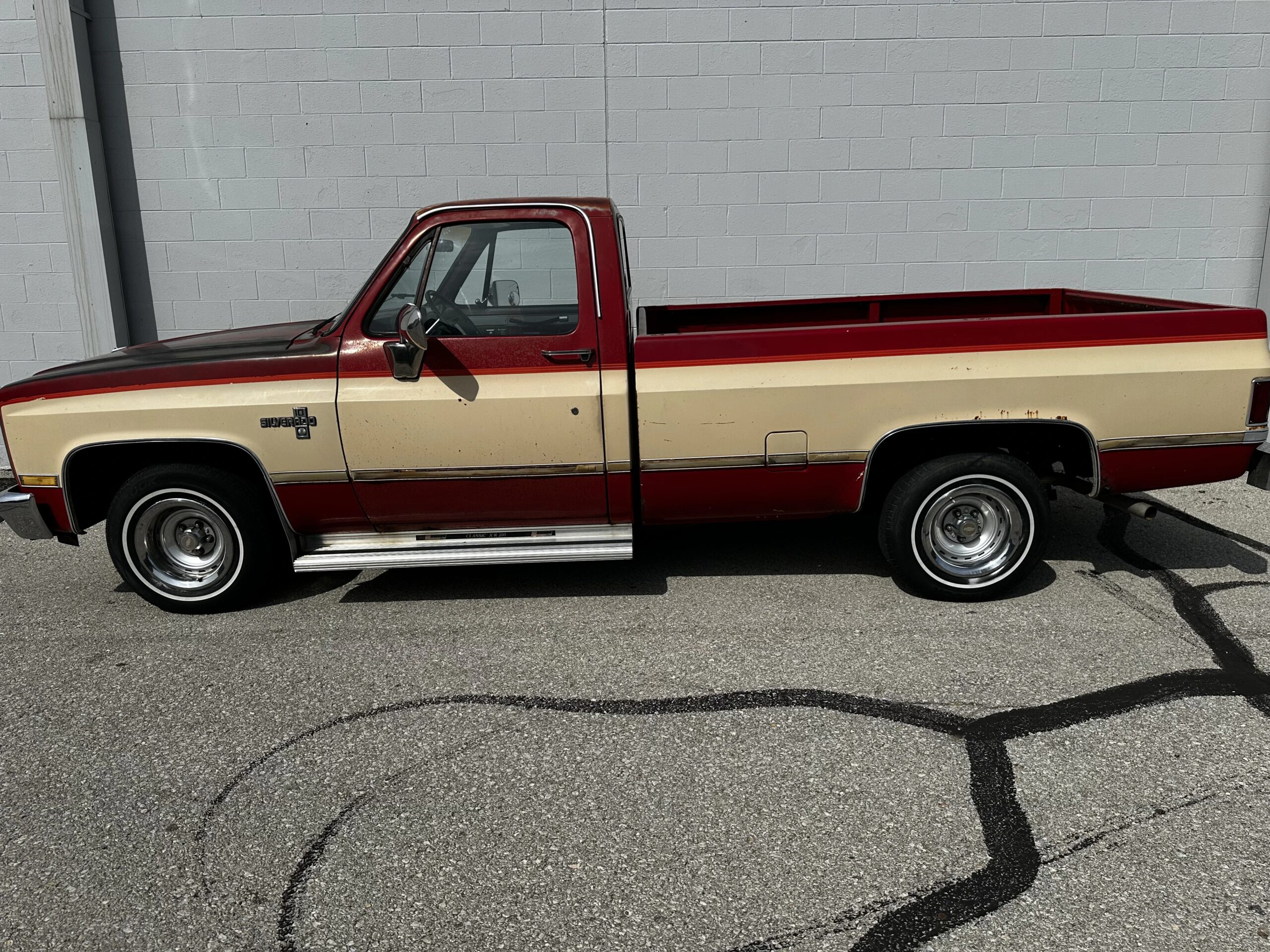 Chevrolet-Ck-truck-silverado-1984-Red-Burgundy-4