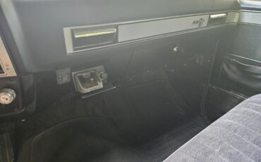 Chevrolet-Ck-truck-silverado-1986-Black-Black-13