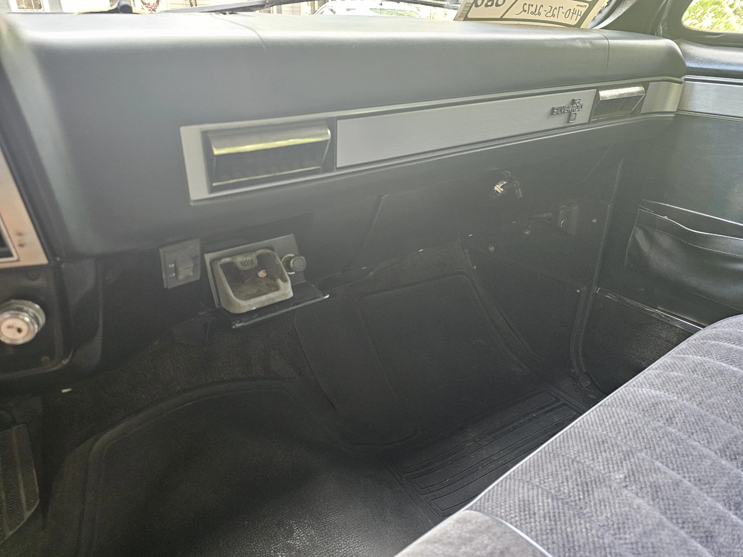 Chevrolet-Ck-truck-silverado-1986-Black-Black-13