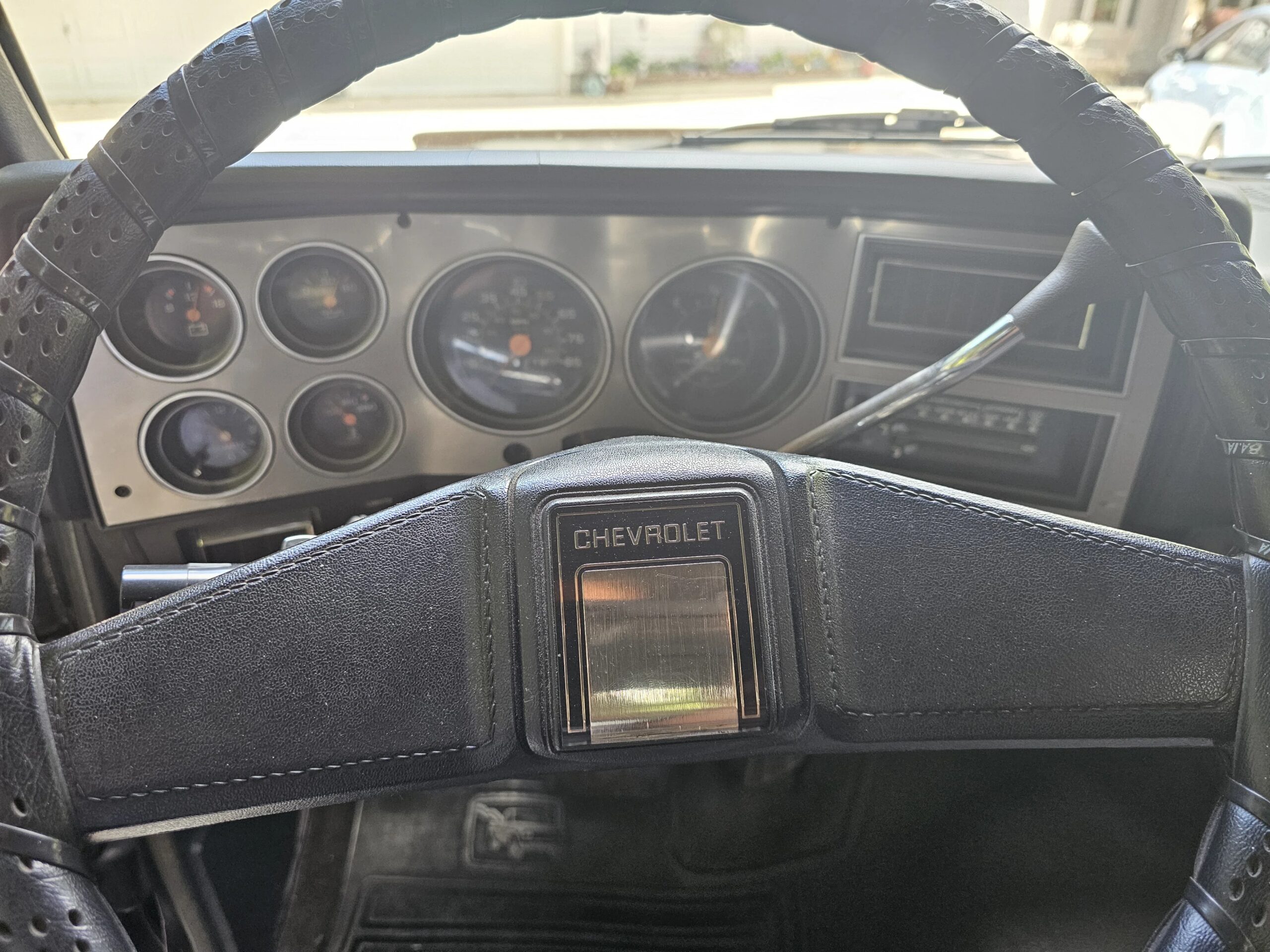 Chevrolet-Ck-truck-silverado-1986-Black-Black-14