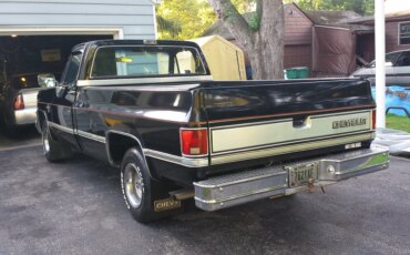 Chevrolet-Ck-truck-silverado-1986-Black-Black-6