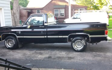 Chevrolet-Ck-truck-silverado-1986-Black-Black-7