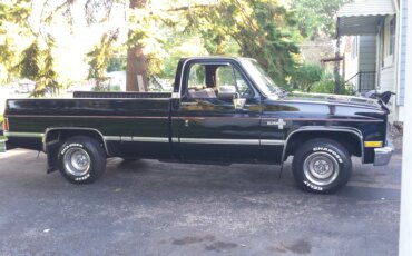 Chevrolet-Ck-truck-silverado-1986-Black-Black-8