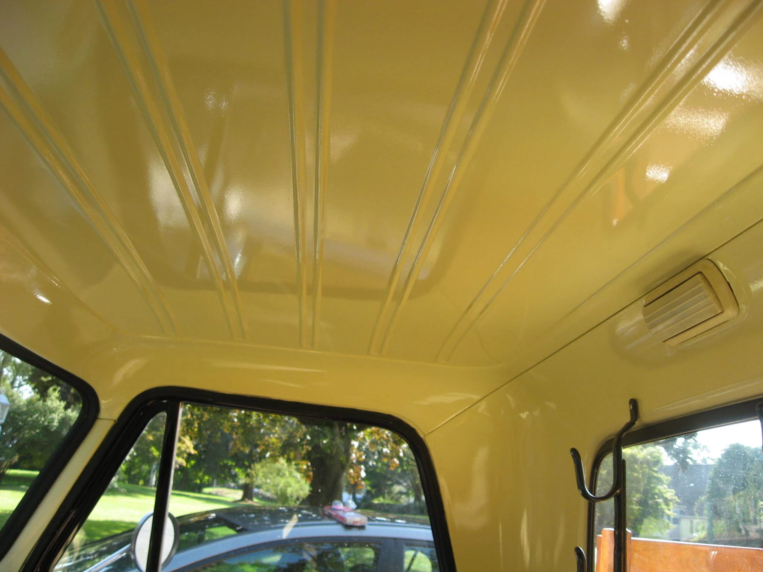 Chevrolet-Ck-trucks-1965-Beige-12