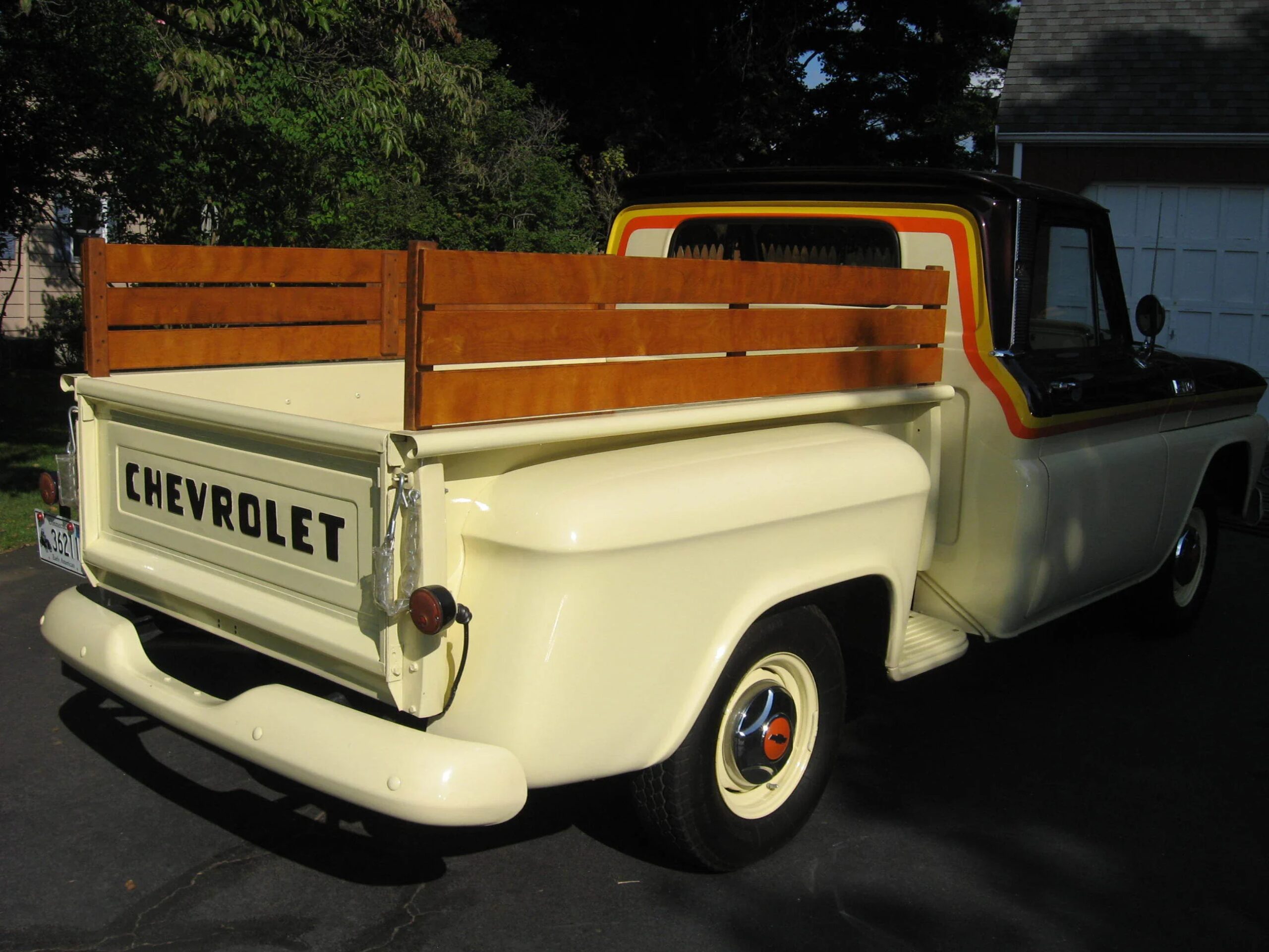 Chevrolet-Ck-trucks-1965-Beige-14