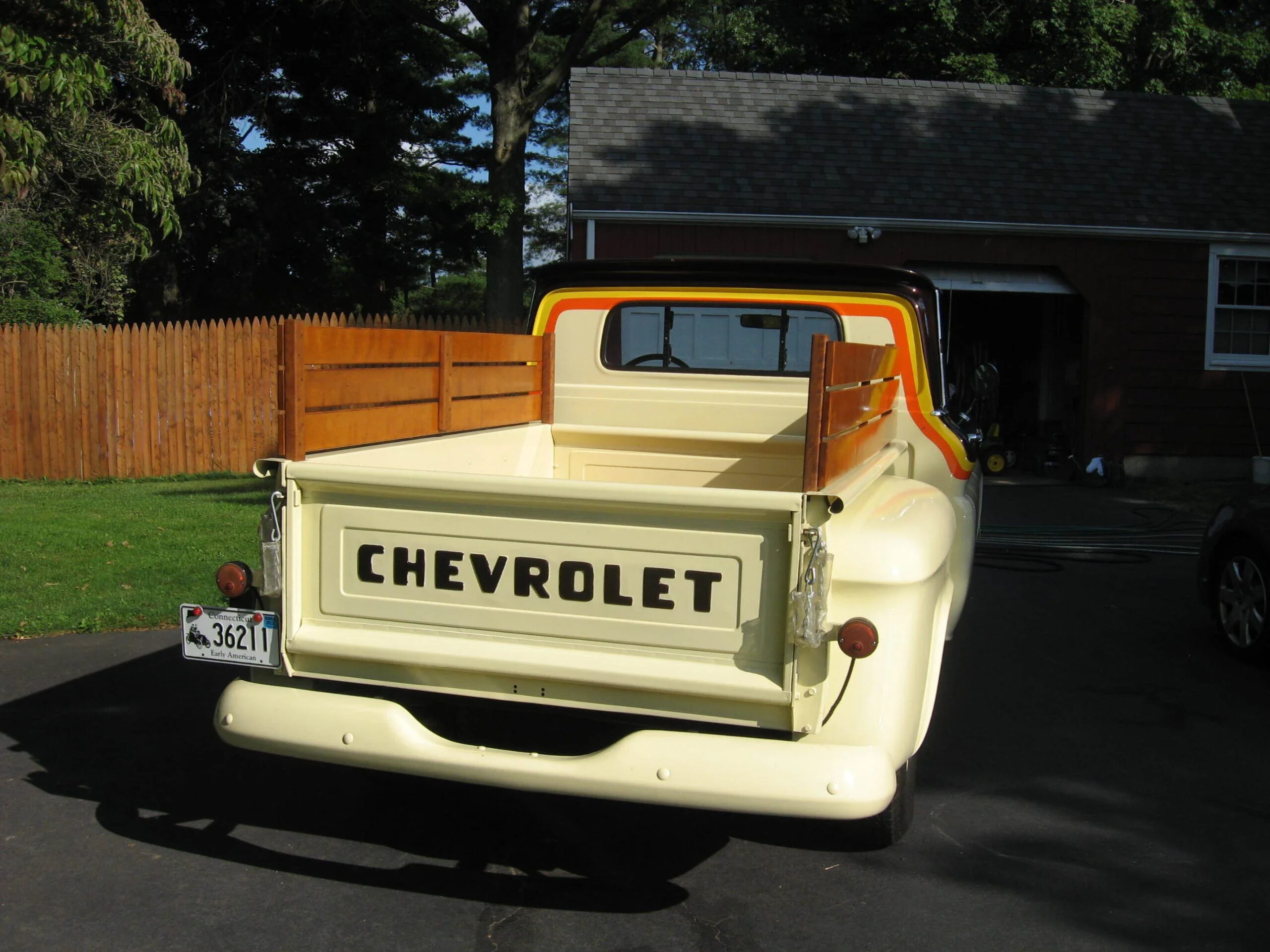Chevrolet-Ck-trucks-1965-Beige-5