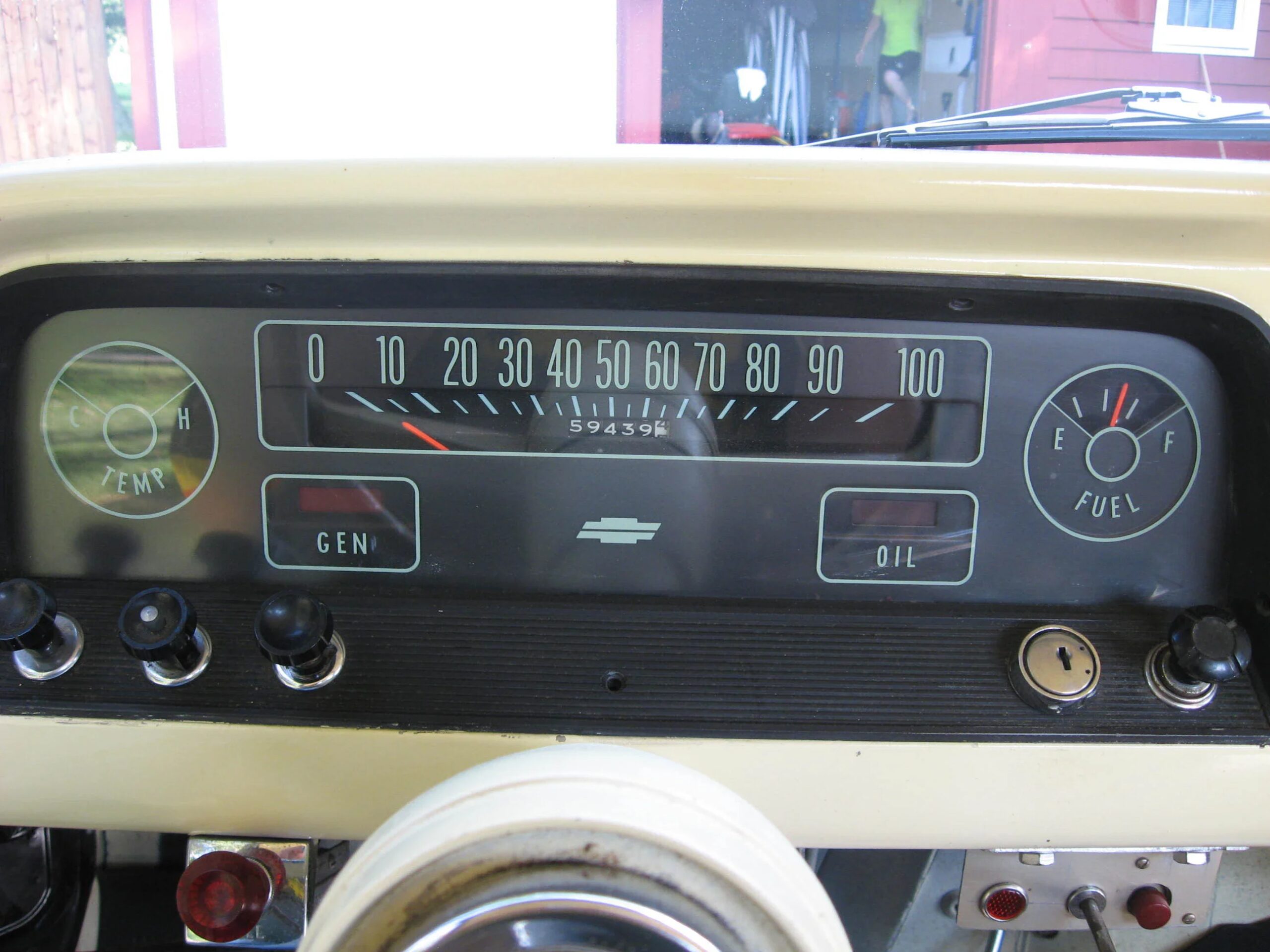 Chevrolet-Ck-trucks-1965-Beige-6