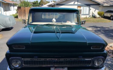 Chevrolet-Ck-trucks-1966-Green-Beige-2