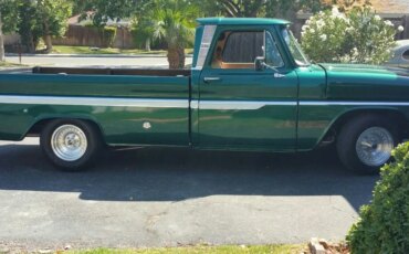 Chevrolet-Ck-trucks-1966-Green-Beige-7